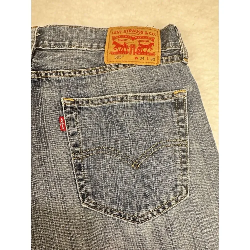 Levis 505 Jeans Men's 34x32 (Fits 35x31) Blue Denim Regular Fit‎ Straight Leg